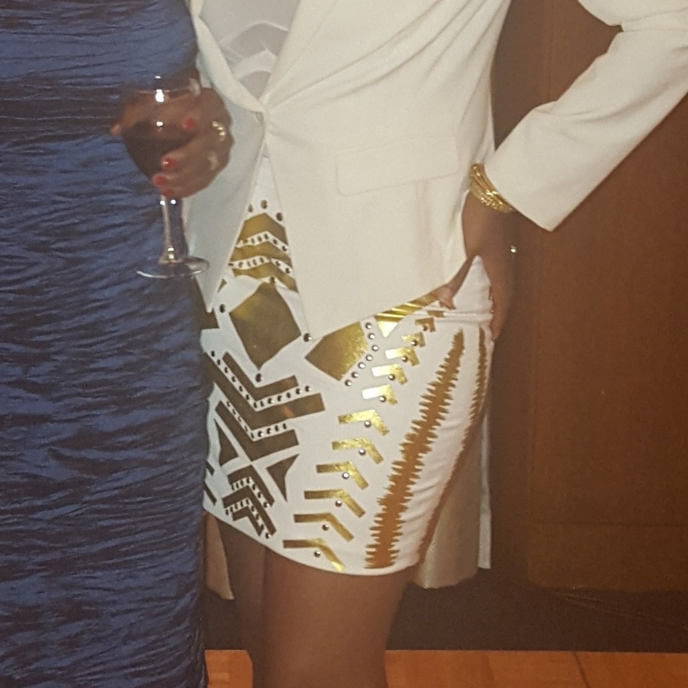 Mini skirt, worn once. In excellent condition